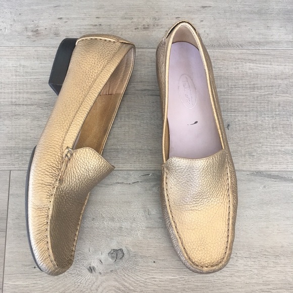 Talbots Shoes - TALBOTS ~ metallic gold pebble leather loafer